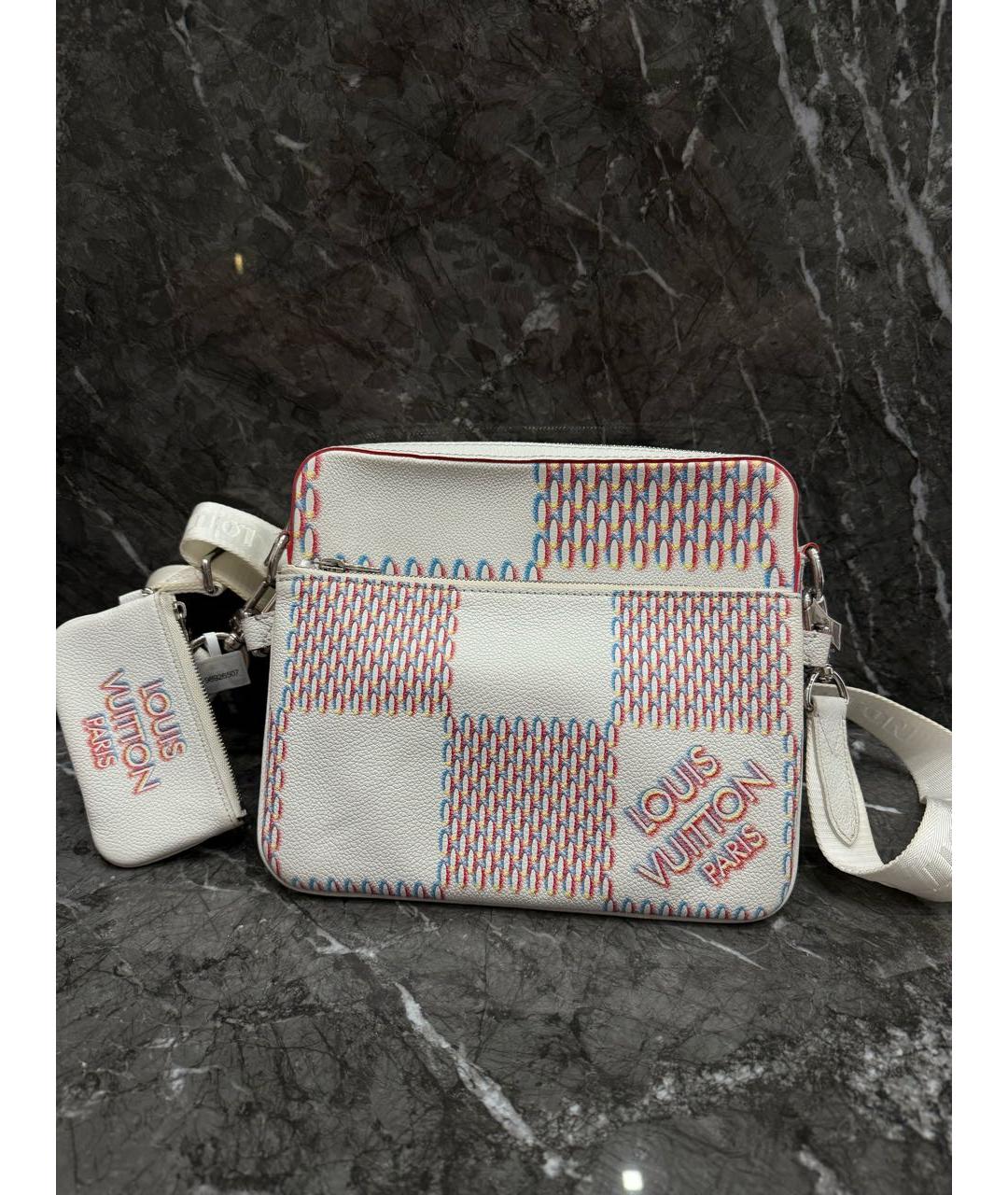 LOUIS VUITTON Белая кожаная сумка на плечо, фото 5