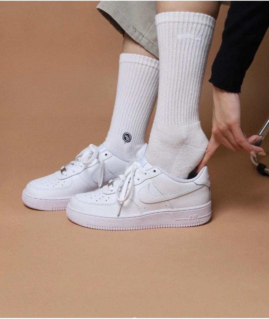 NIKE Белые кожаные низкие кроссовки / кеды, фото 8