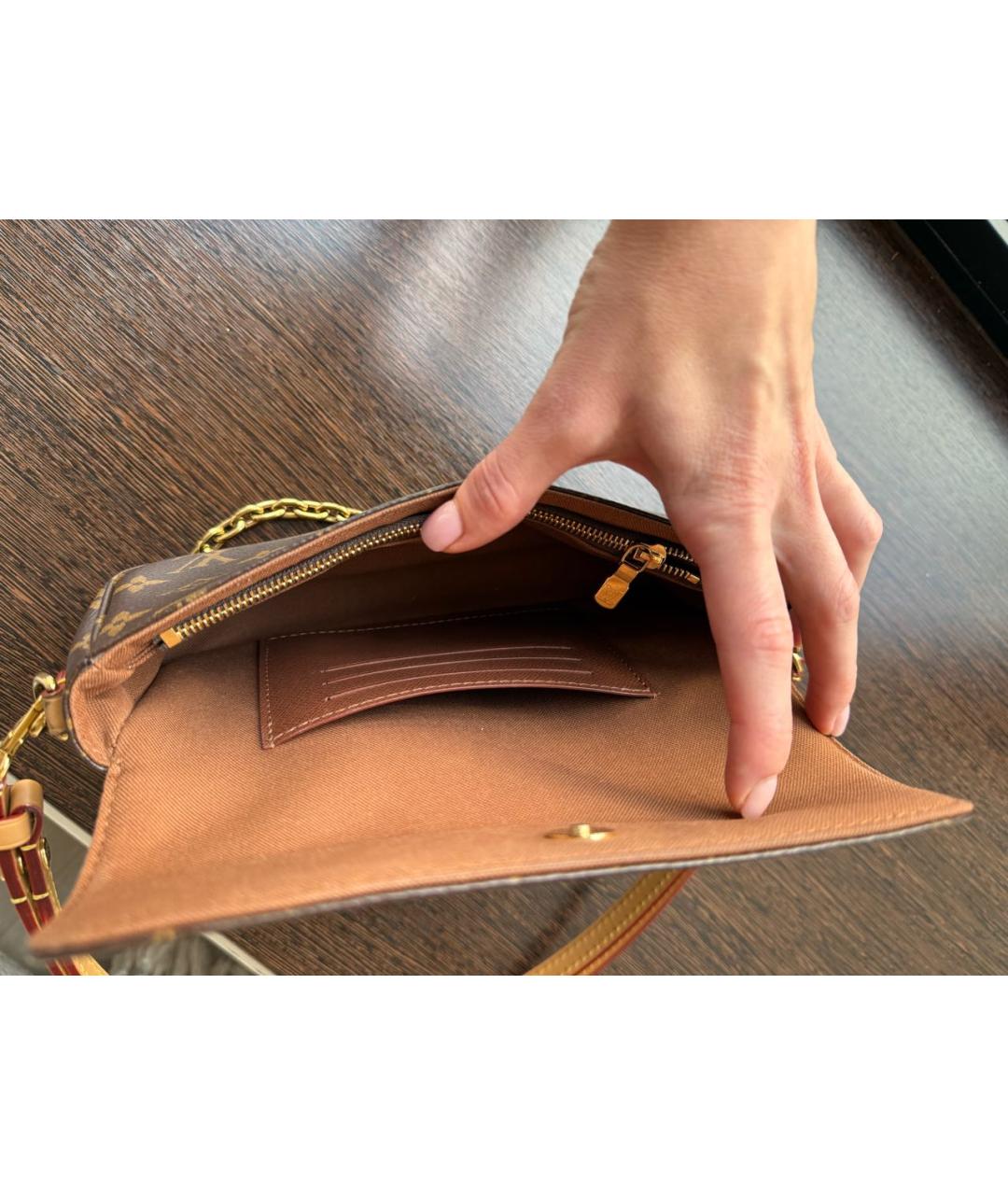 LOUIS VUITTON Коричневая пелетеная сумка с короткими ручками, фото 5