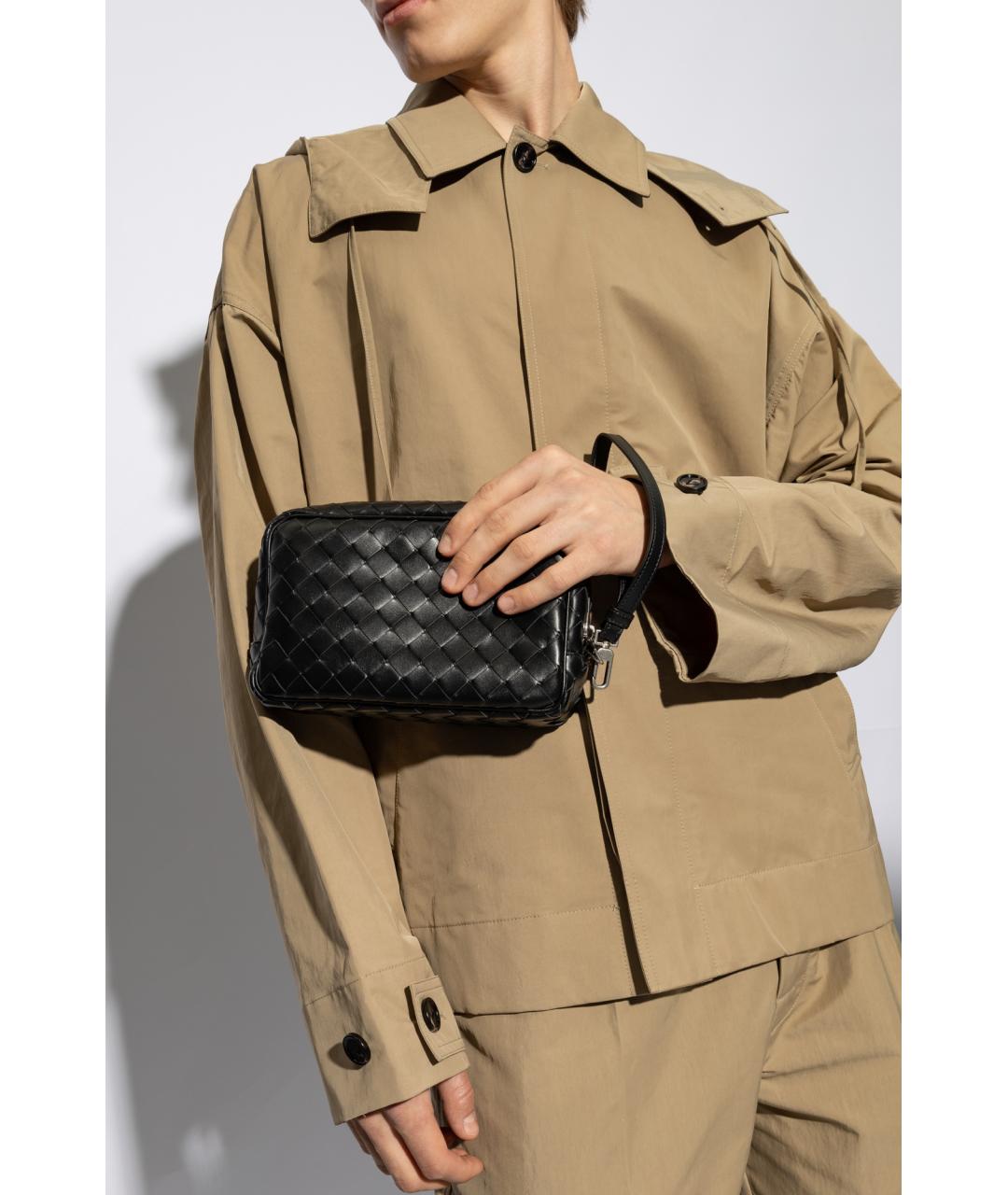 BOTTEGA VENETA Черная кожаная барсетка, фото 3