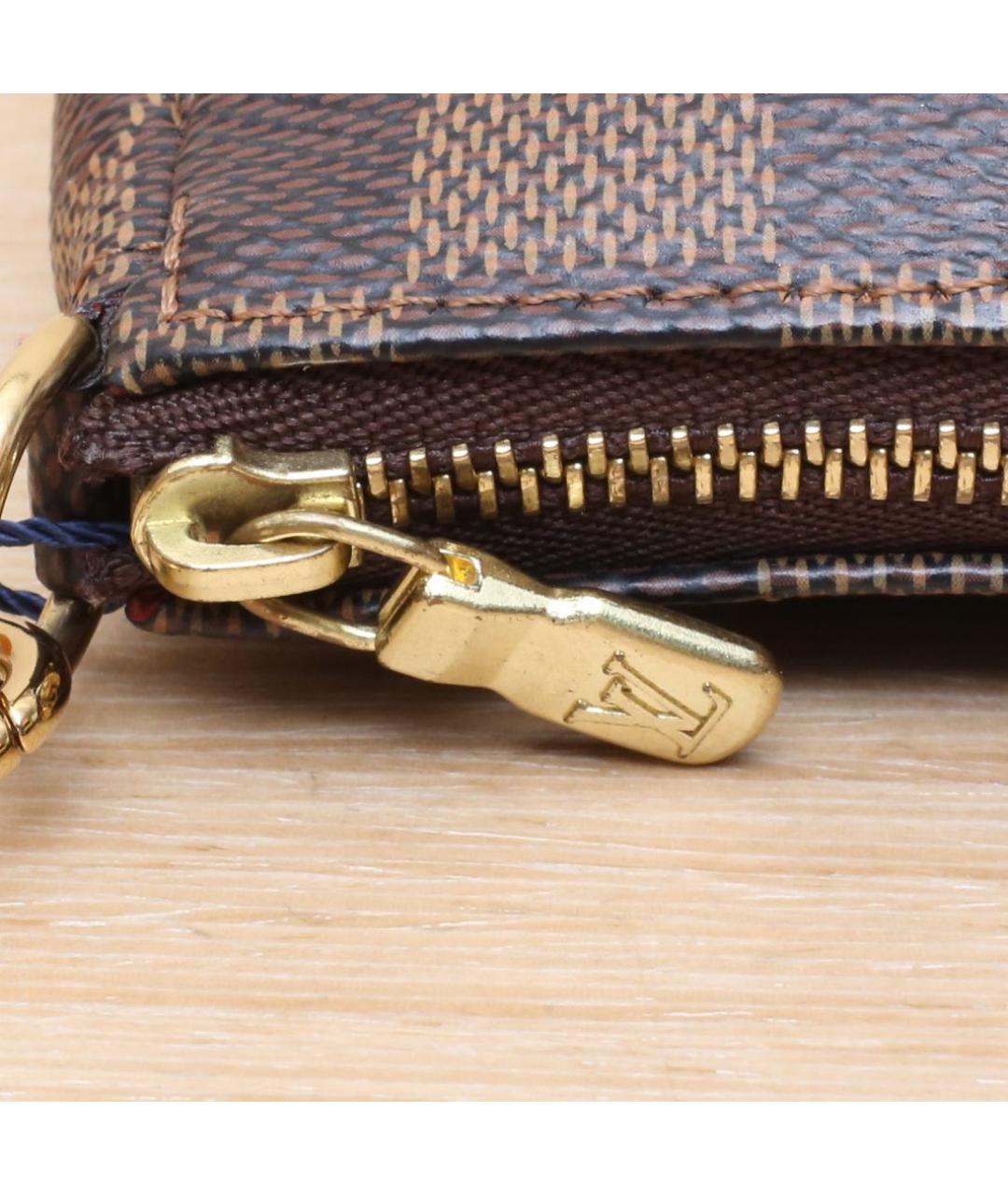 LOUIS VUITTON Коричневая косметичка, фото 7