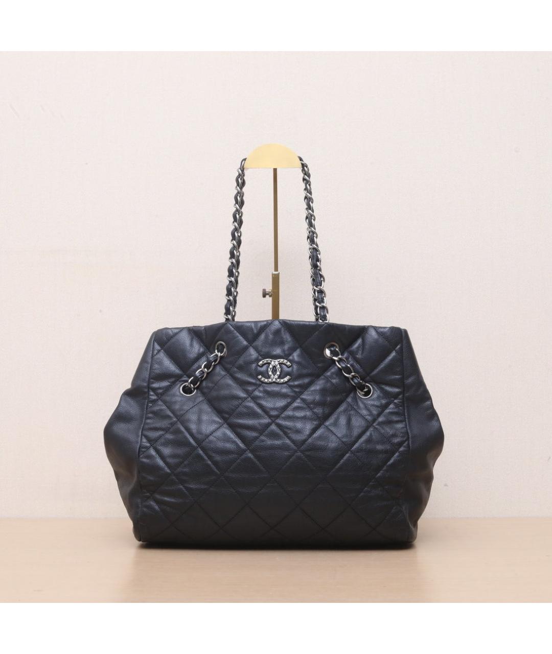 CHANEL Черная кожаная косметичка, фото 2