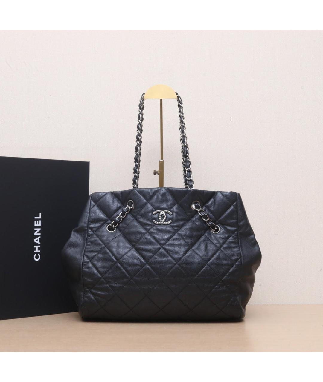 CHANEL Черная кожаная косметичка, фото 10