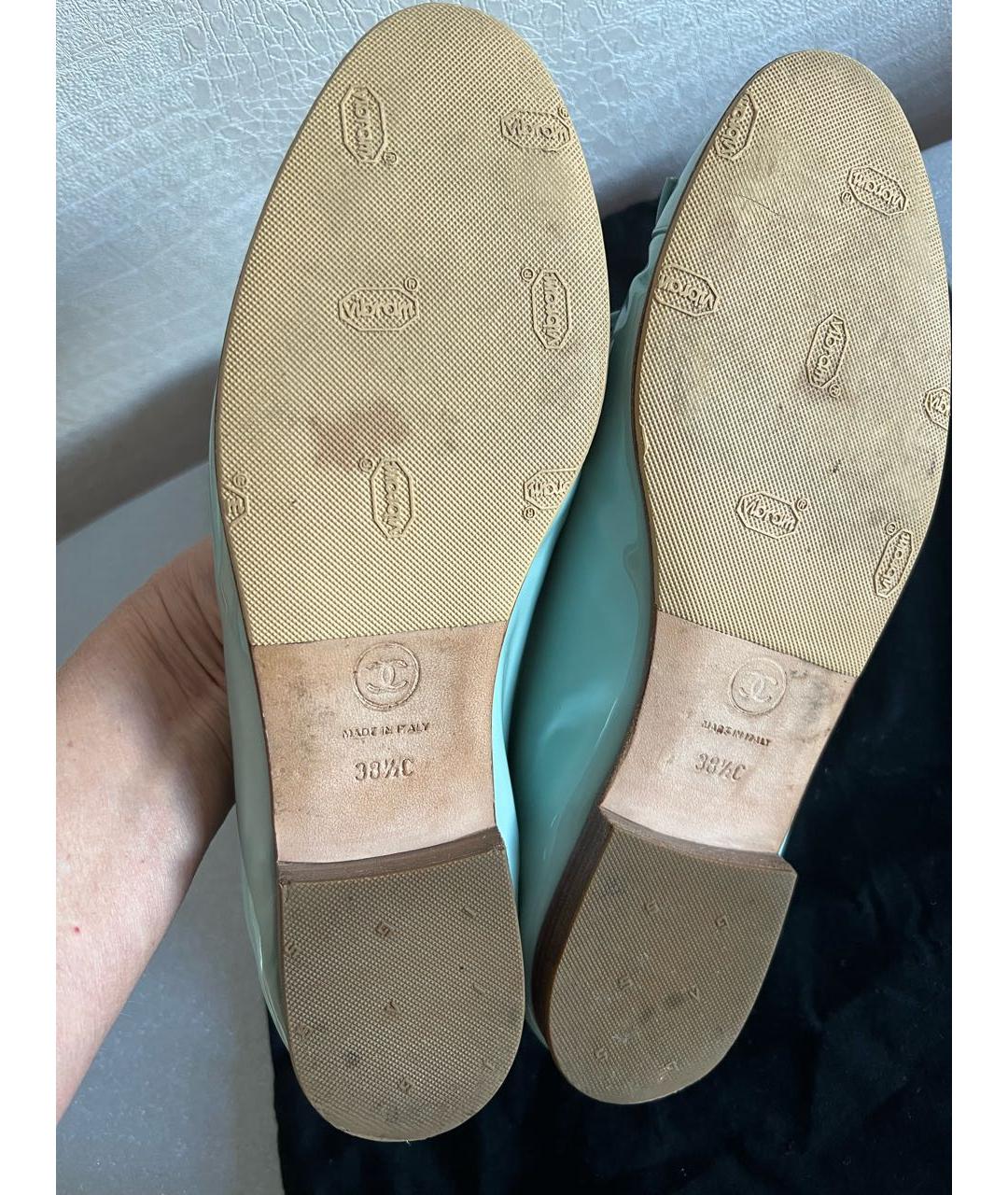 CHANEL Бирюзовые балетки из лакированной кожи, фото 6