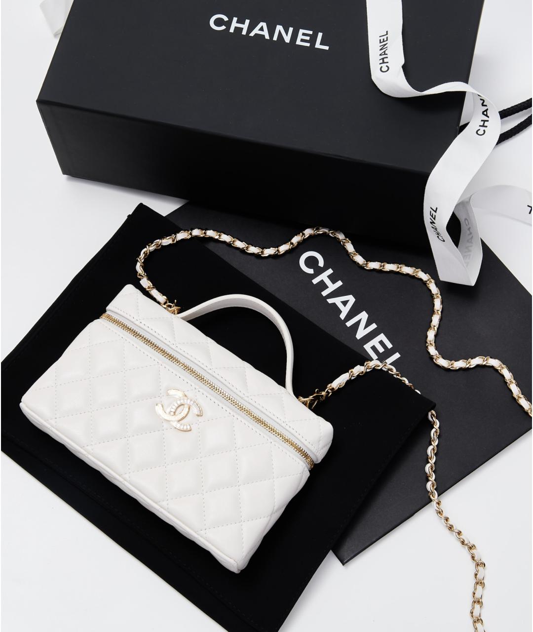 CHANEL Белая кожаная сумка с короткими ручками, фото 6