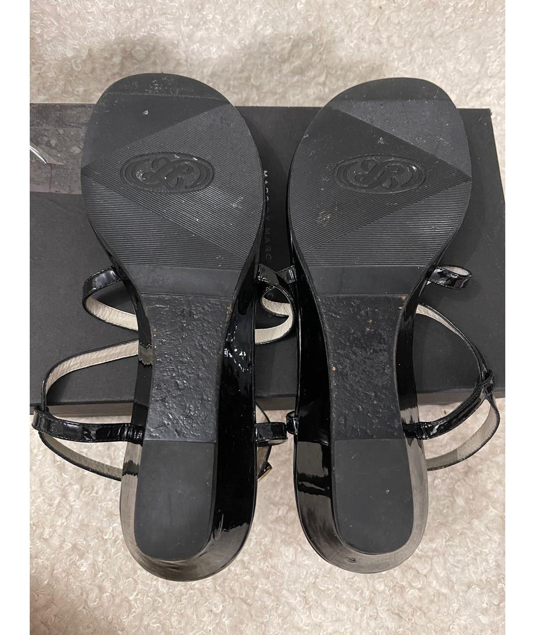 MARC BY MARC JACOBS Черные босоножки из лакированной кожи, фото 7