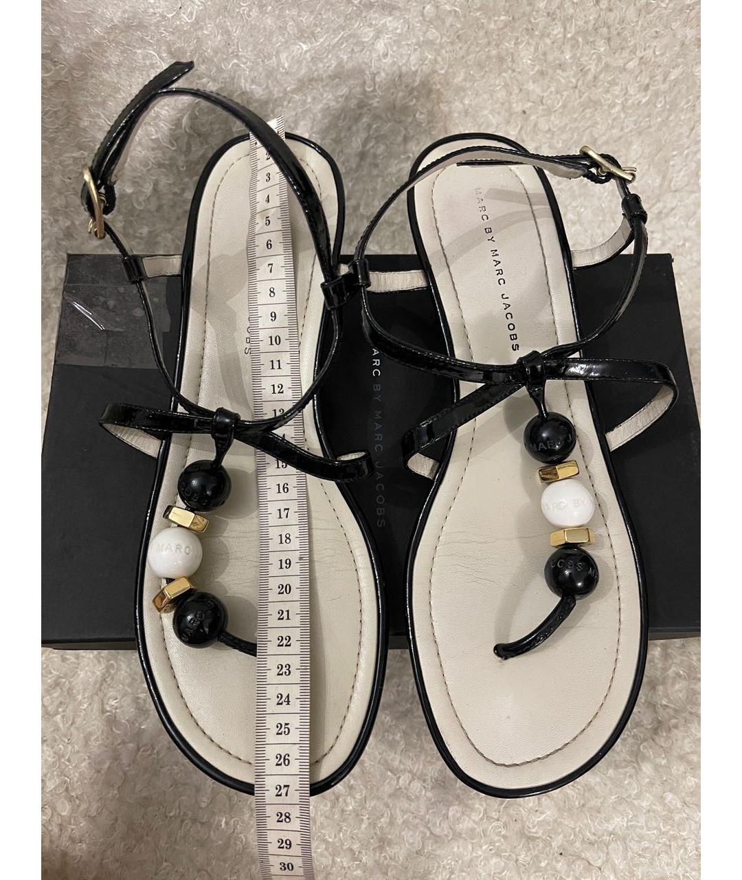 MARC BY MARC JACOBS Черные босоножки из лакированной кожи, фото 8