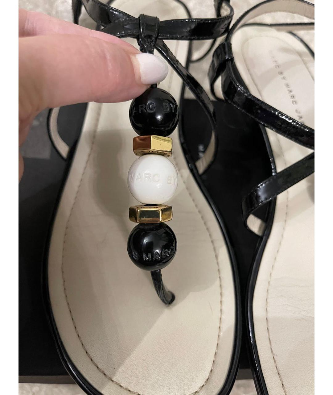 MARC BY MARC JACOBS Черные босоножки из лакированной кожи, фото 3