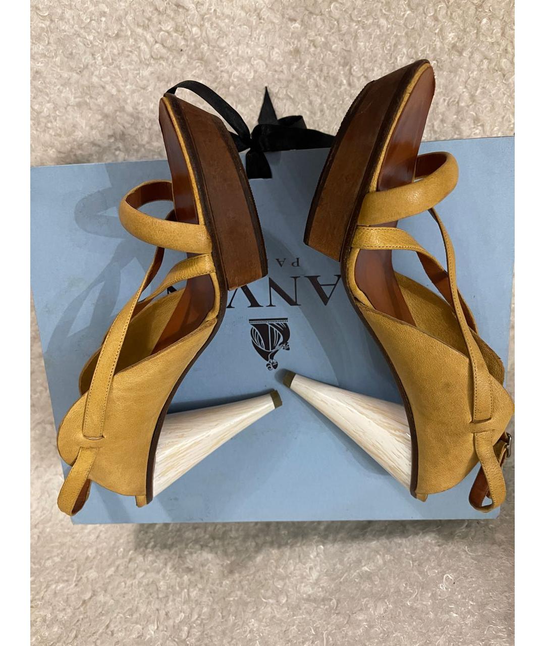 LANVIN Желтые кожаные босоножки, фото 3