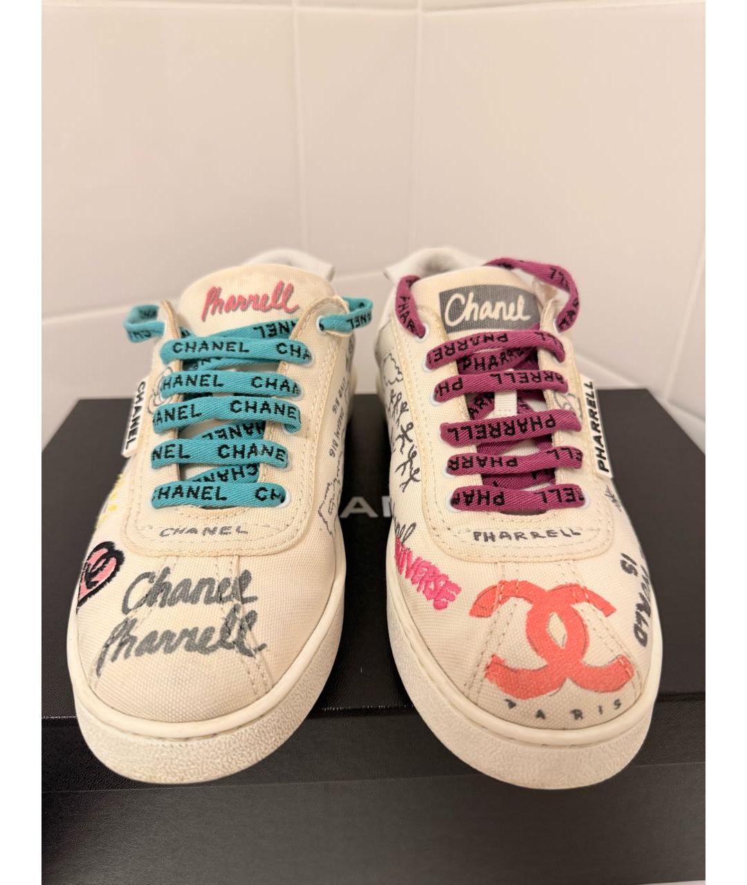 CHANEL Белые текстильные кеды, фото 2