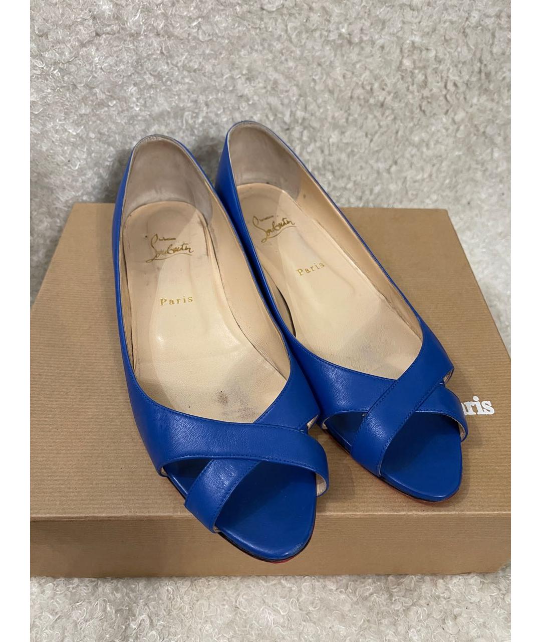 CHRISTIAN LOUBOUTIN Черные кожаные лодочки на низком каблуке, фото 2