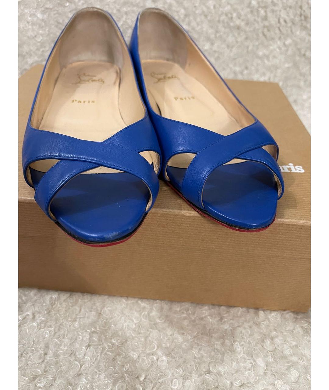 CHRISTIAN LOUBOUTIN Черные кожаные лодочки на низком каблуке, фото 3