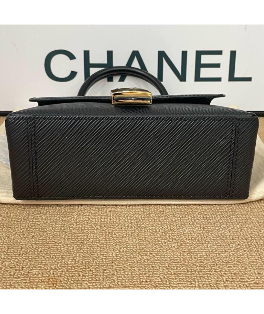 LOUIS VUITTON Черная кожаная сумка с короткими ручками, фото 4