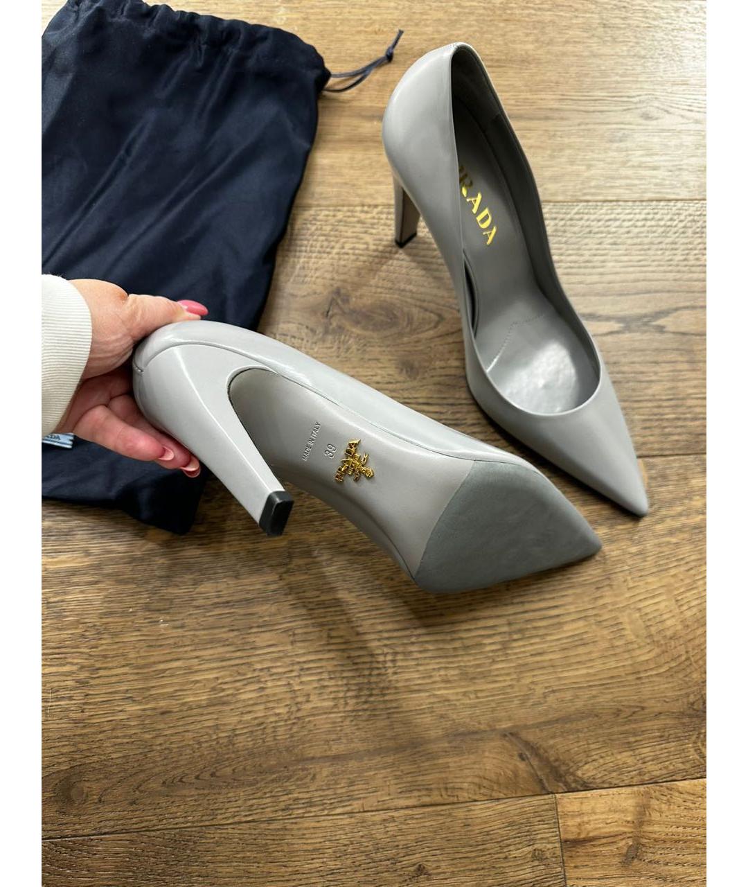 PRADA Серые кожаные туфли, фото 4