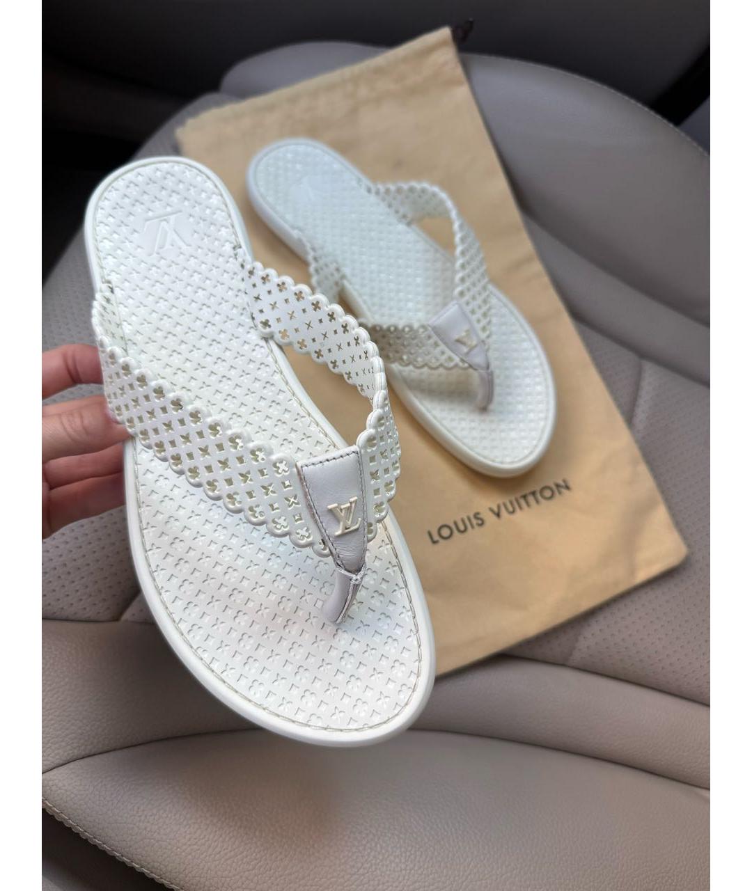 LOUIS VUITTON Белые резиновые шлепанцы, фото 2
