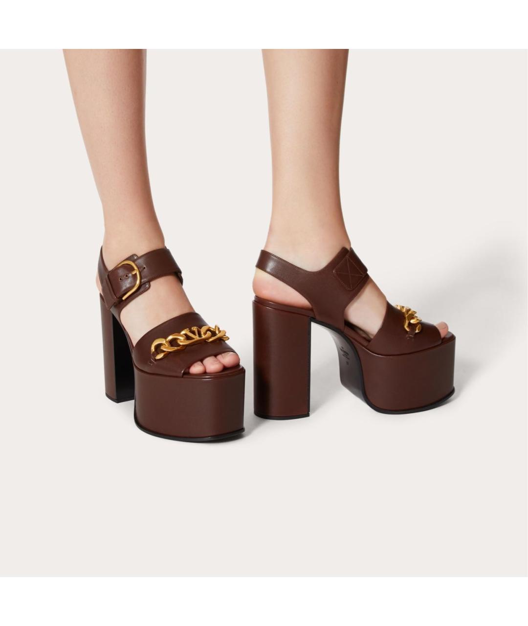 VALENTINO Коричневые кожаные босоножки, фото 6