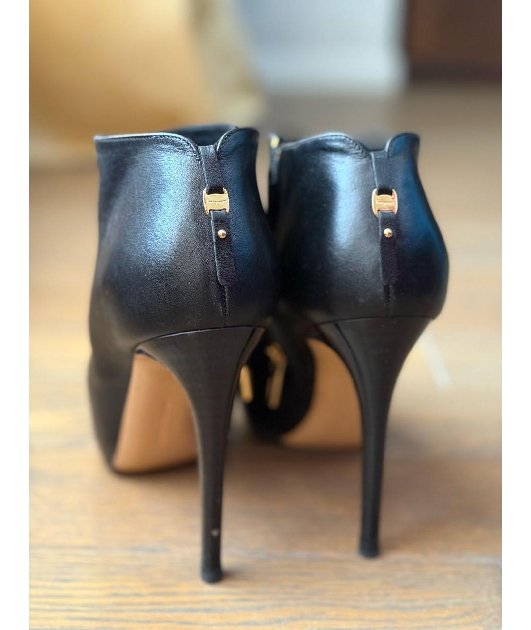 FERRAGAMO Черные кожаные ботильоны, фото 4