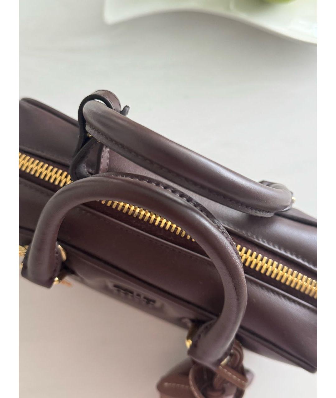 MIU MIU Коричневая кожаная сумка с короткими ручками, фото 5