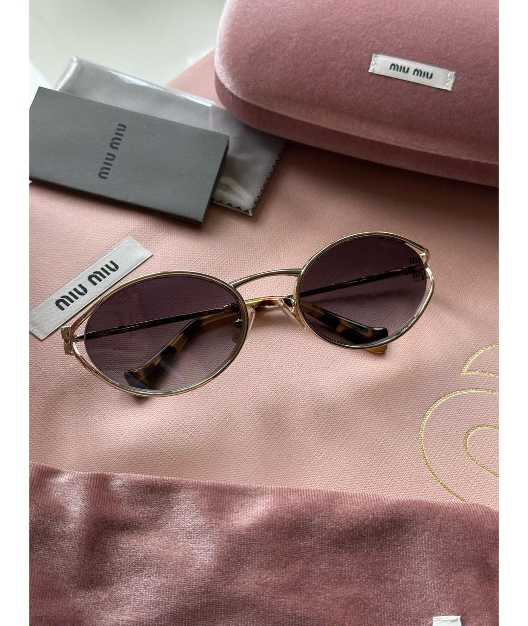 MIU MIU Золотые металлические солнцезащитные очки, фото 3