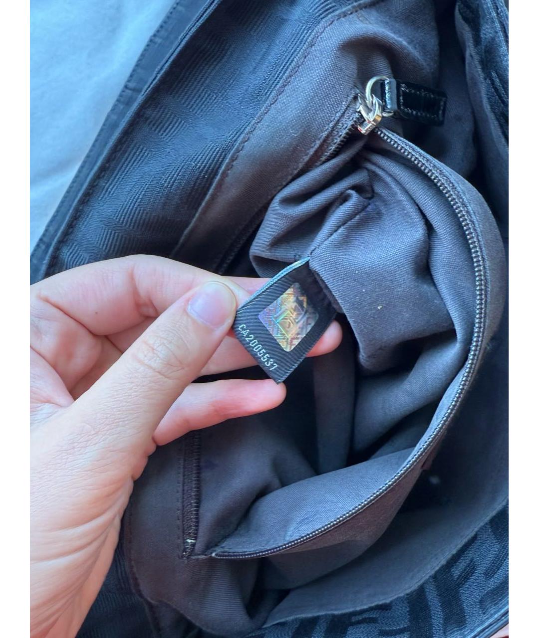 FENDI Антрацитовая жаккардовая сумка с короткими ручками, фото 5