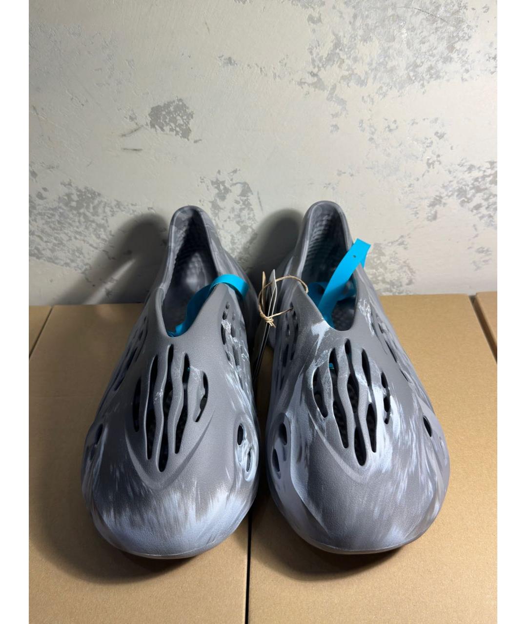 ADIDAS YEEZY Серые резиновые шлепанцы, фото 2