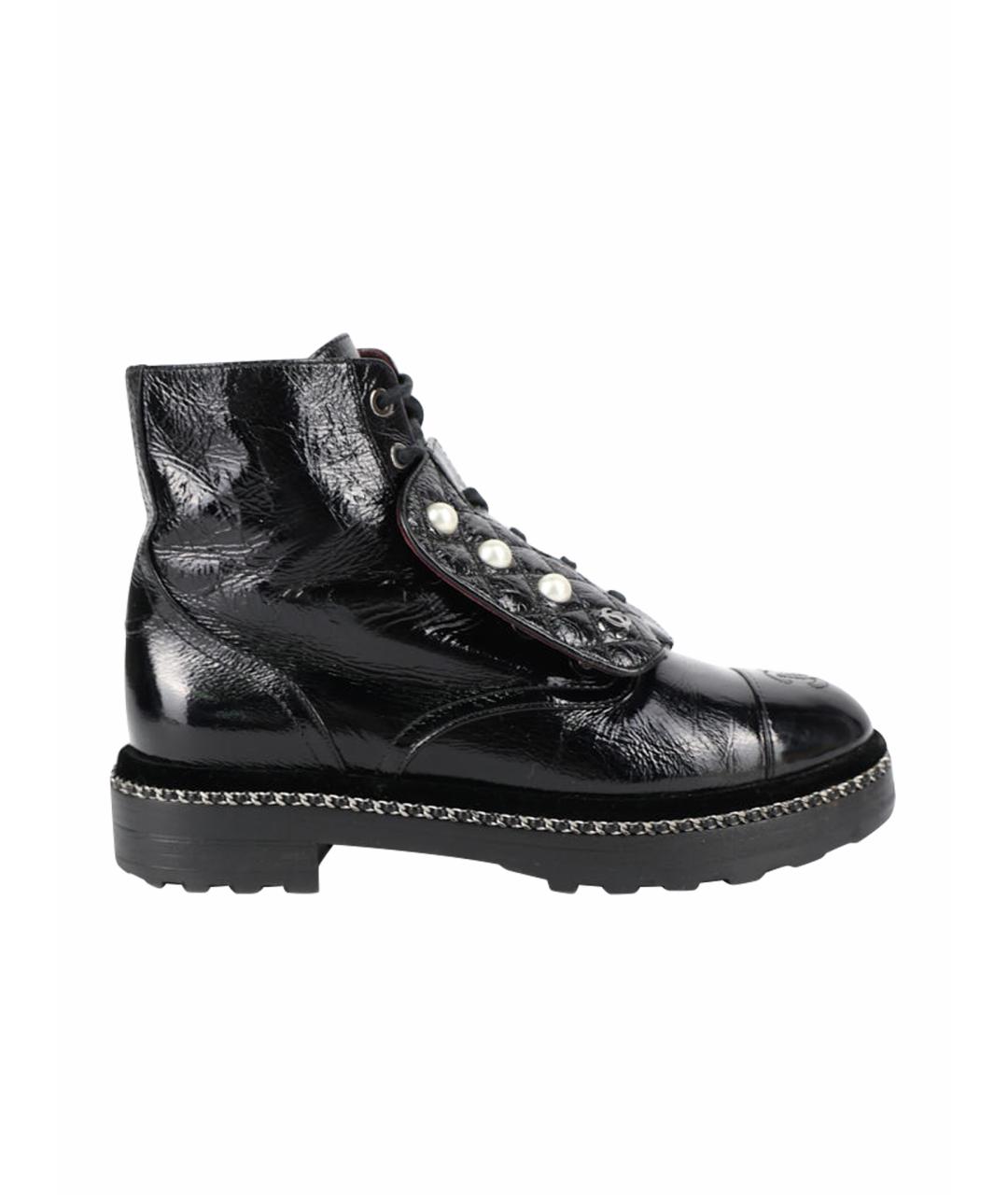 CHANEL Черные ботинки из лакированной кожи, фото 1