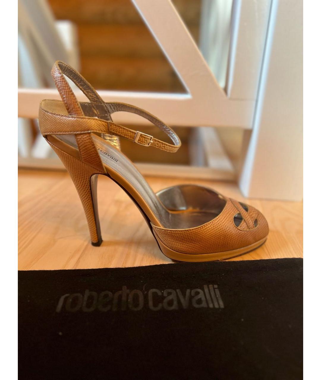 ROBERTO CAVALLI Коричневые кожаные босоножки, фото 8