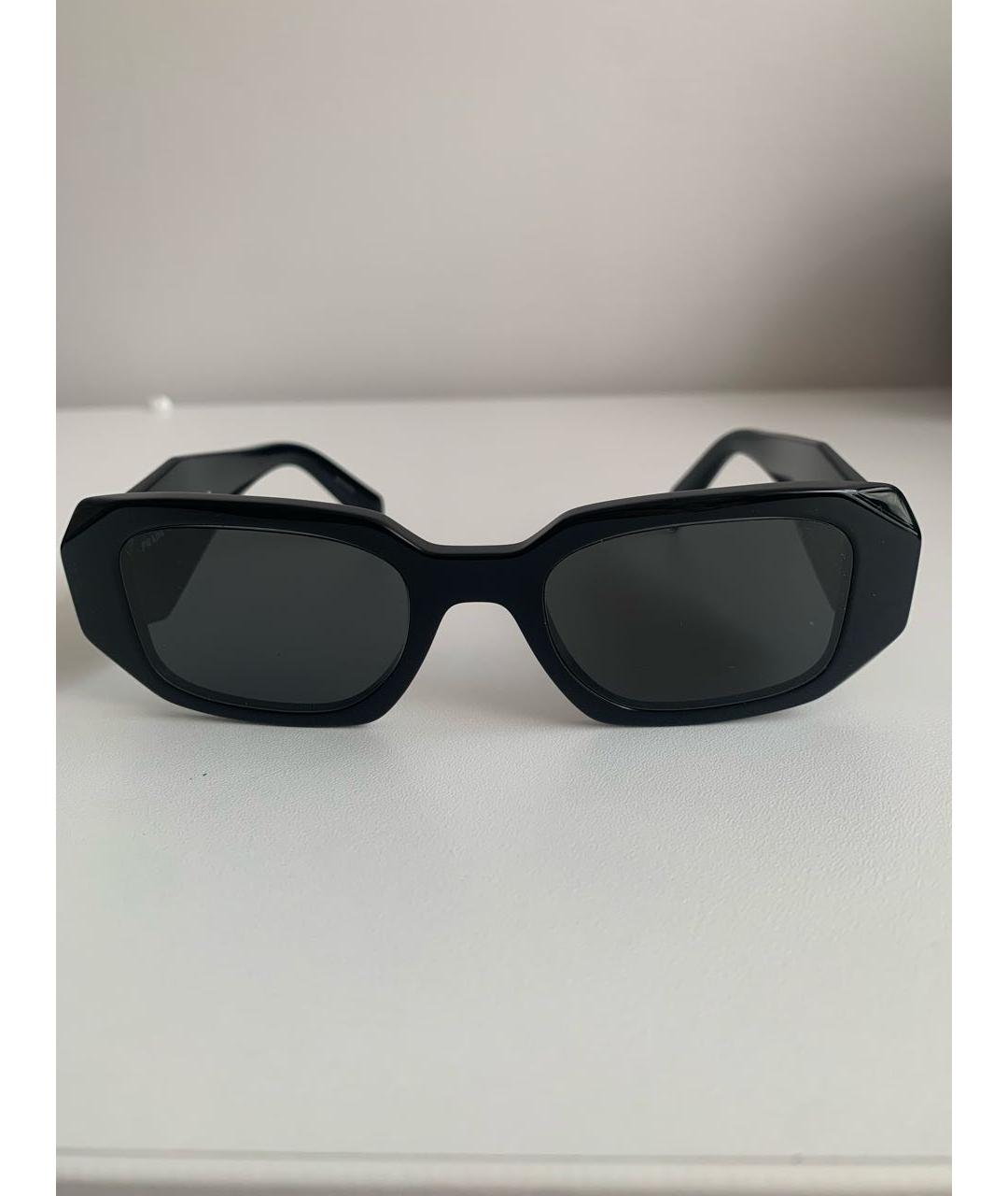 PRADA Черные пластиковые солнцезащитные очки, фото 8