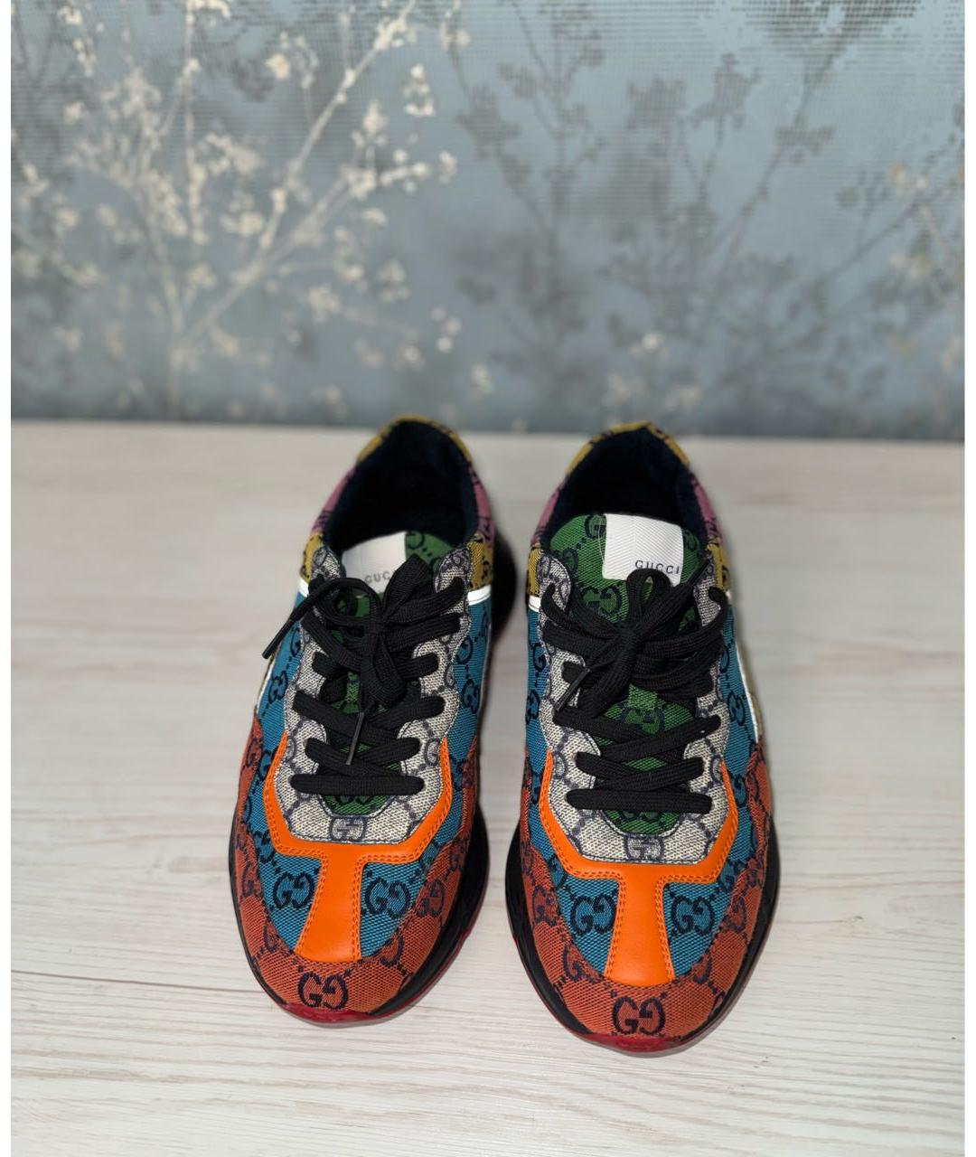 GUCCI Текстильные низкие кроссовки / кеды, фото 3