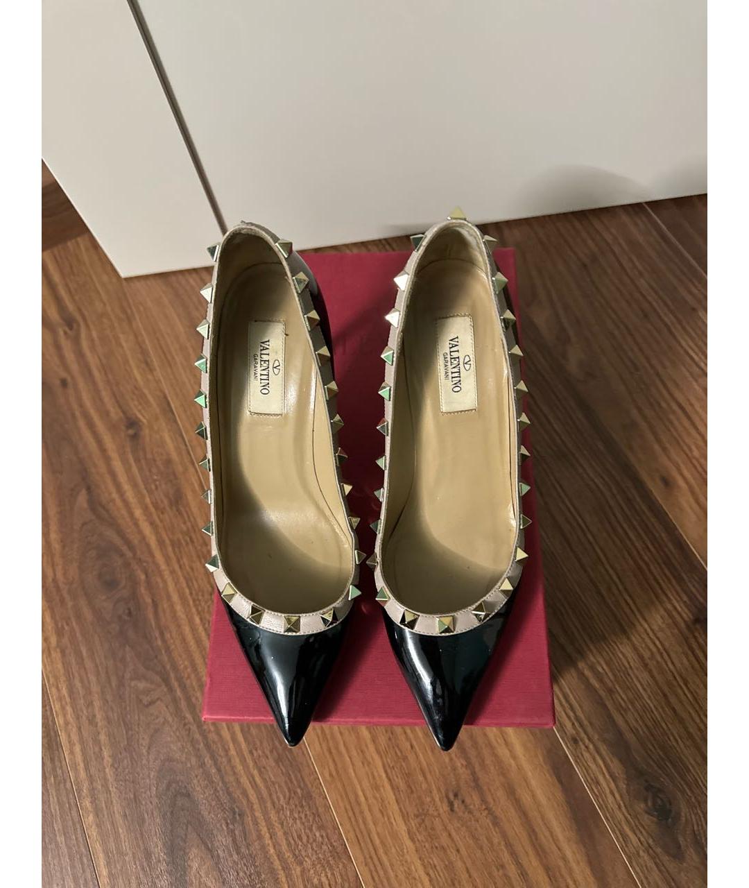 VALENTINO Черные туфли из лакированной кожи, фото 2