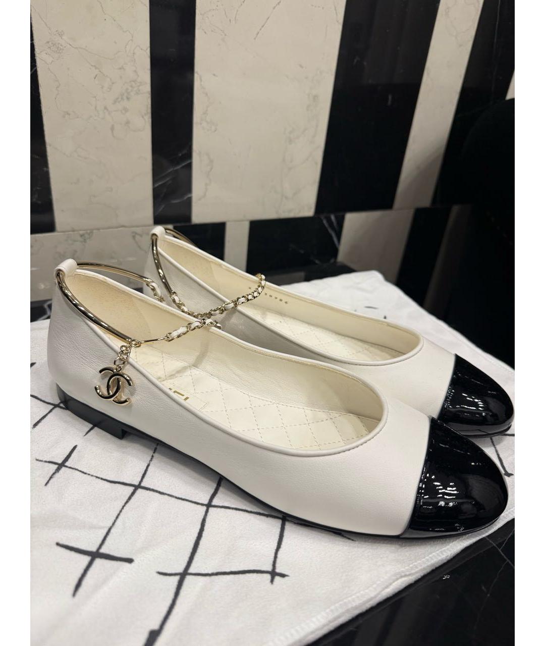 CHANEL Белые кожаные балетки, фото 5