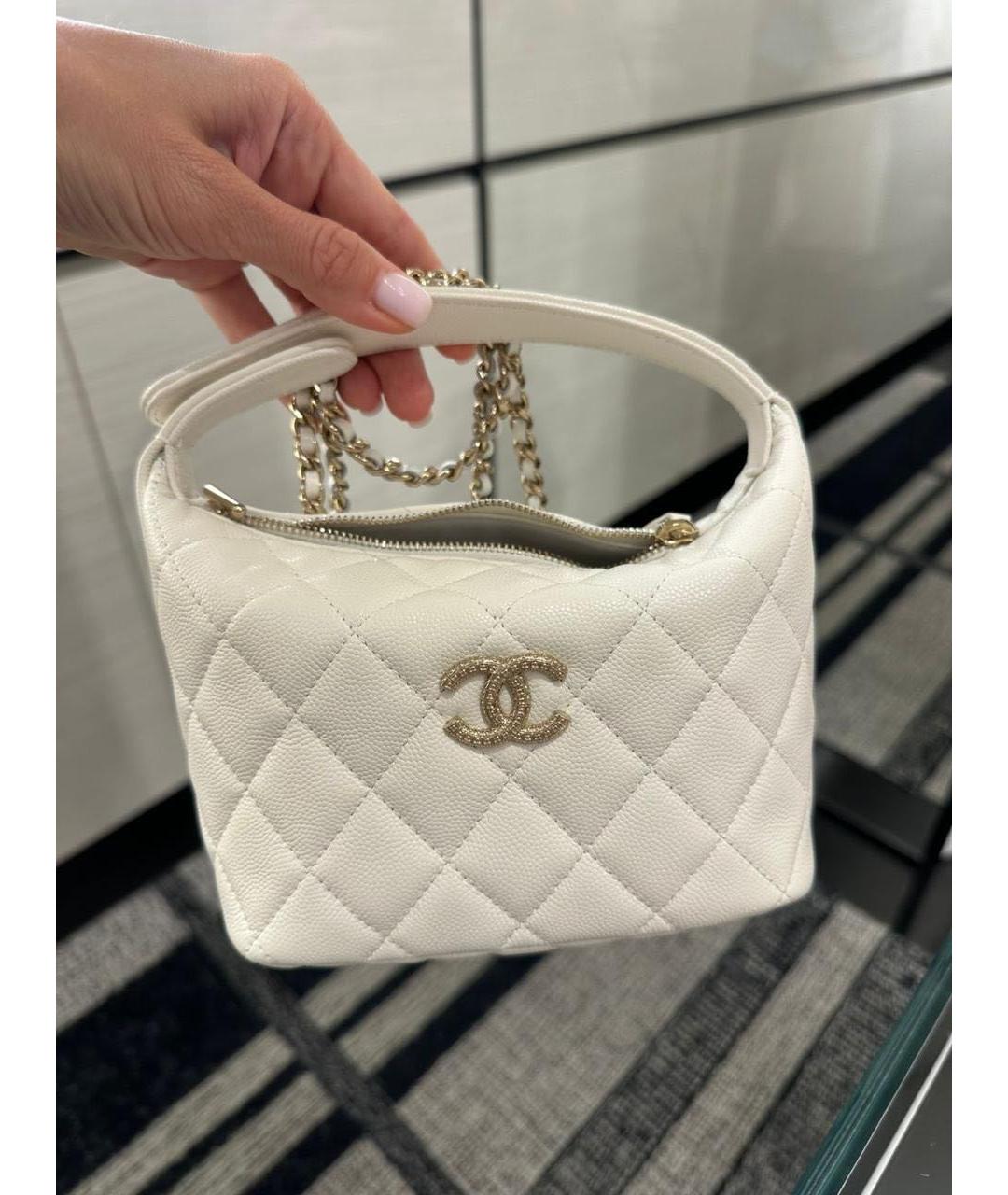 CHANEL Белая кожаная сумка с короткими ручками, фото 7