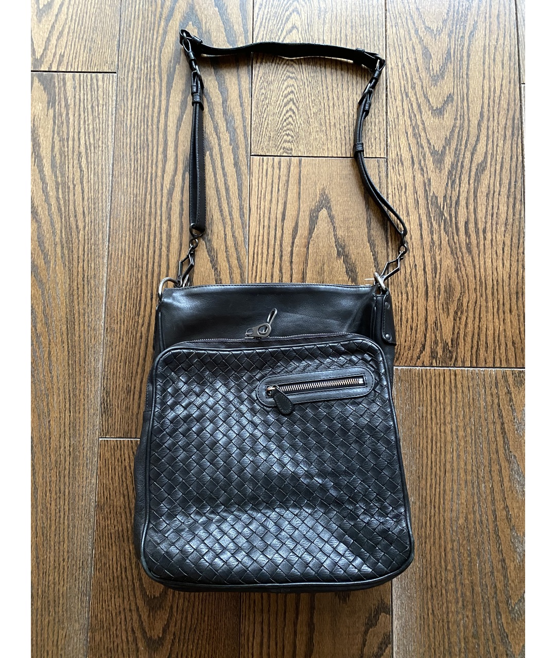 BOTTEGA VENETA Черная кожаная сумка на плечо, фото 2