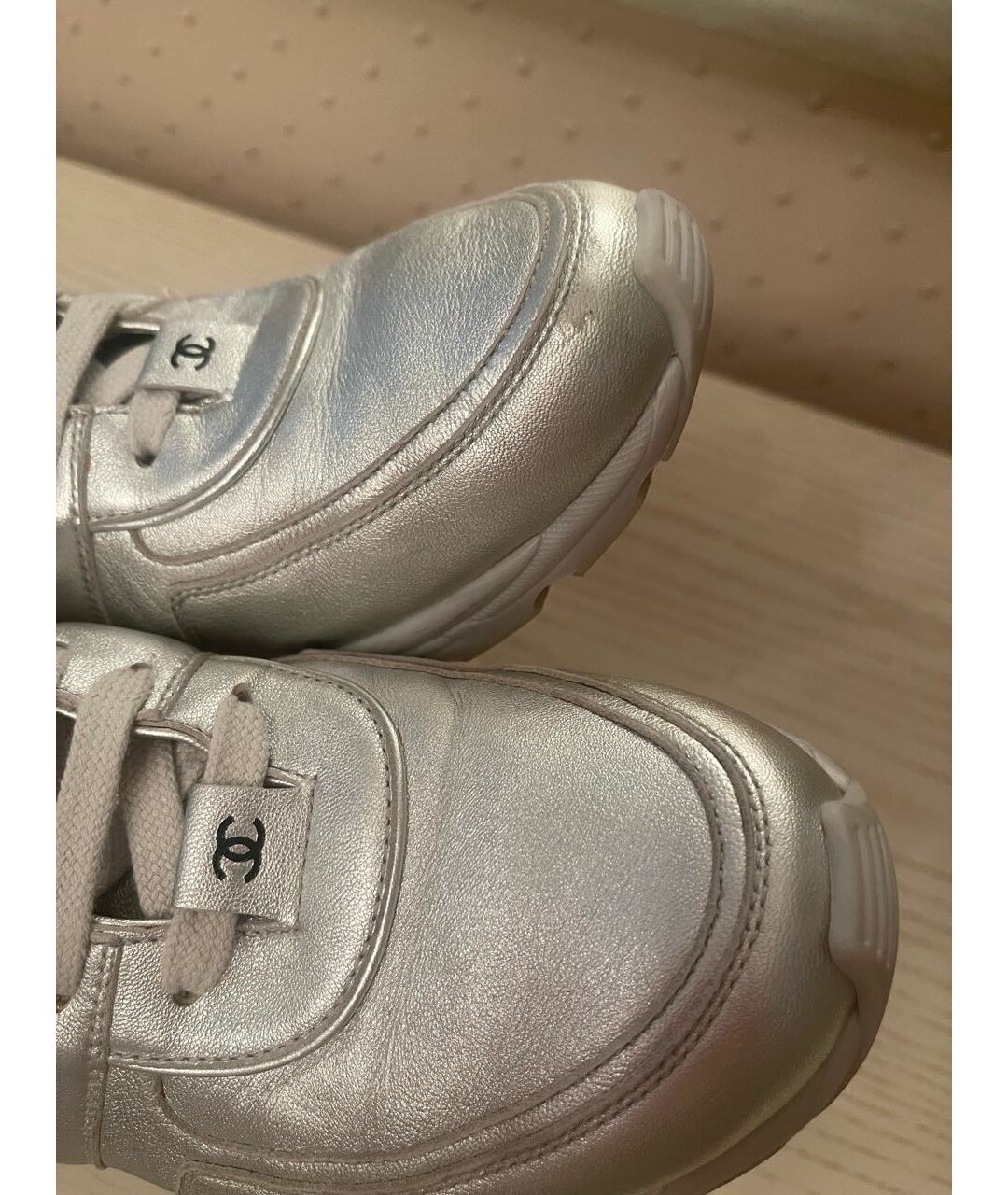 CHANEL PRE-OWNED Серебряные кожаные кроссовки, фото 8