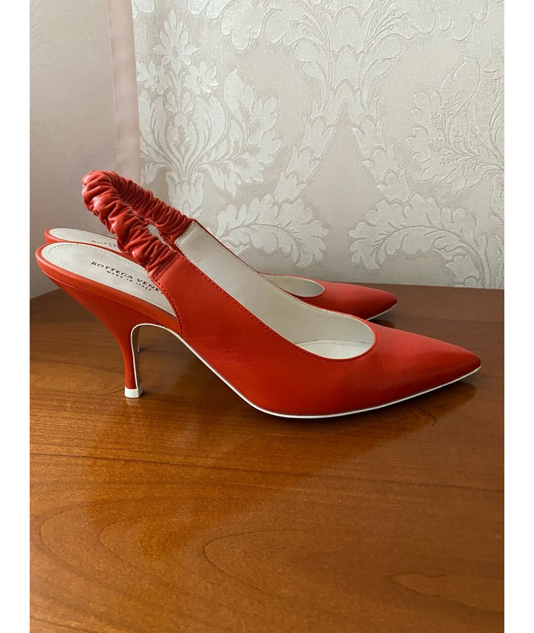 BOTTEGA VENETA Красные кожаные туфли, фото 5