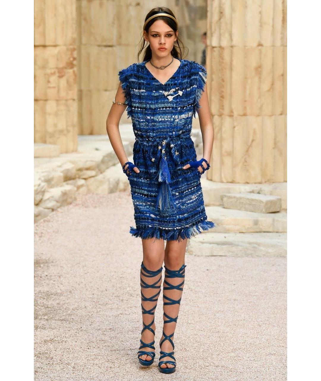 CHANEL Синее твидовое коктейльное платье, фото 4