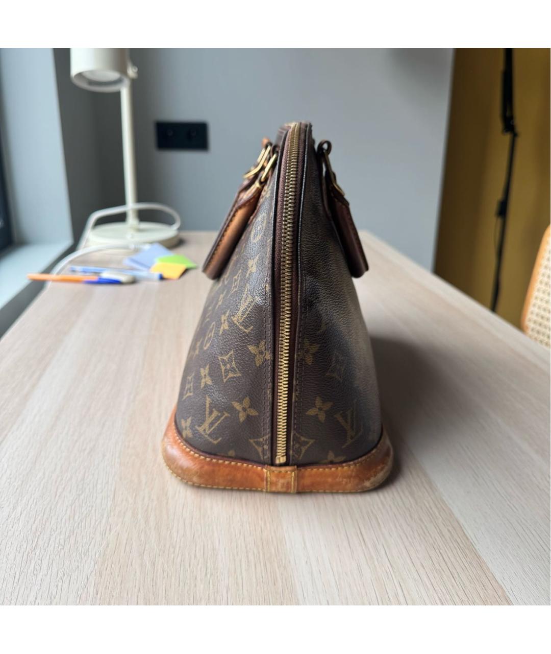 LOUIS VUITTON Коричневая сумка с короткими ручками из искусственной кожи, фото 4