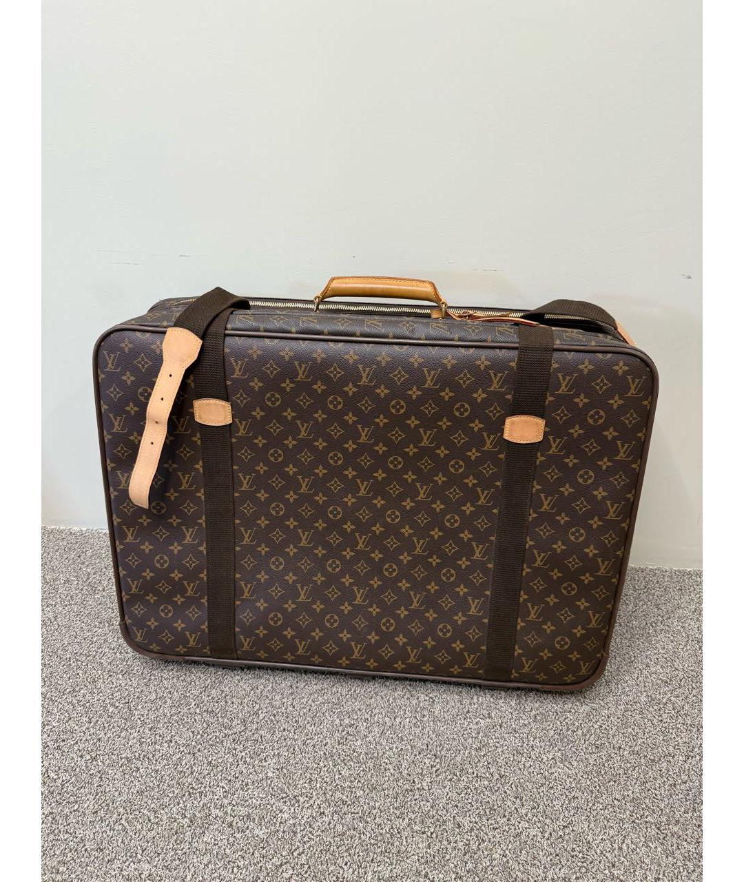 LOUIS VUITTON Коричневый чемодан, фото 9