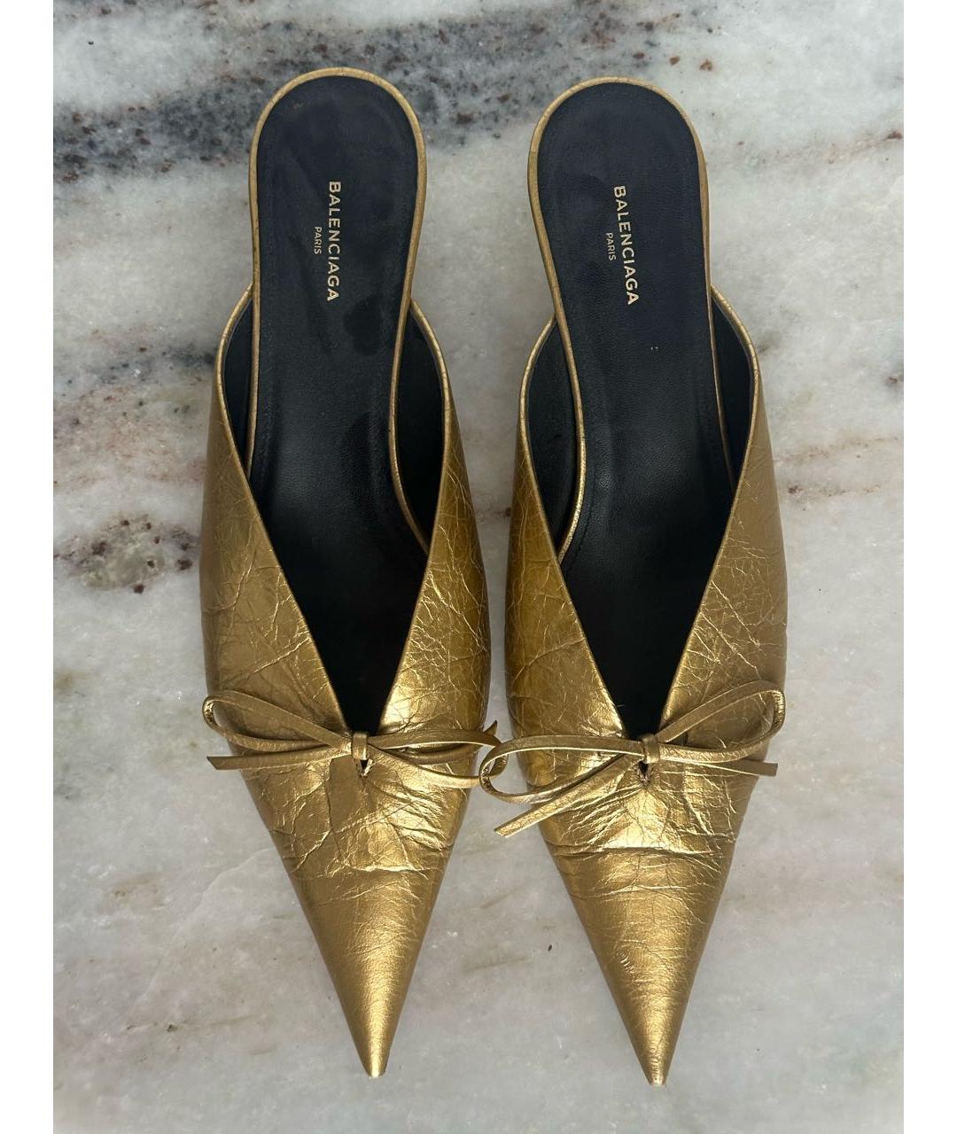 BALENCIAGA Золотые кожаные мюли, фото 3