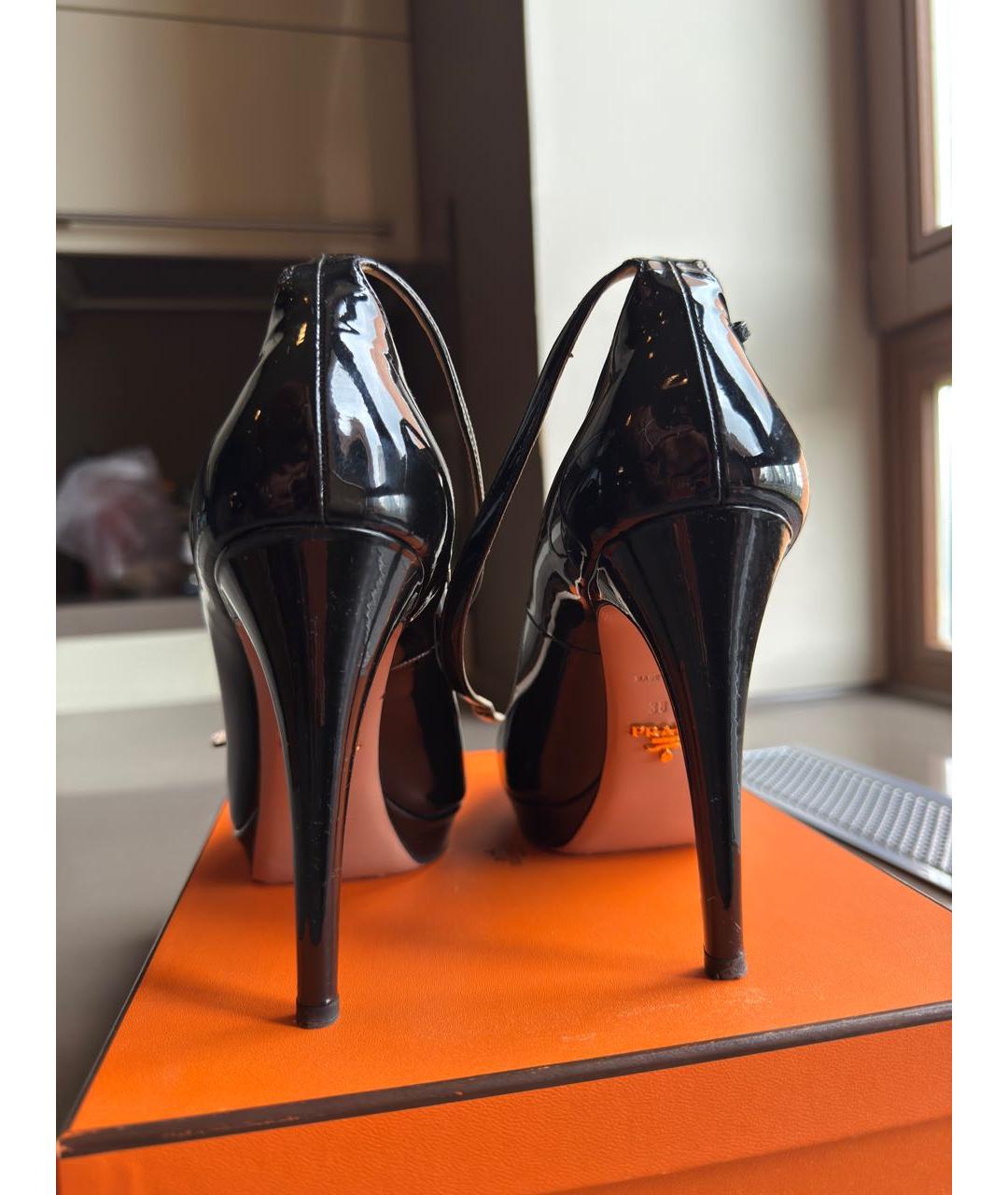 PRADA Черные туфли из лакированной кожи, фото 4