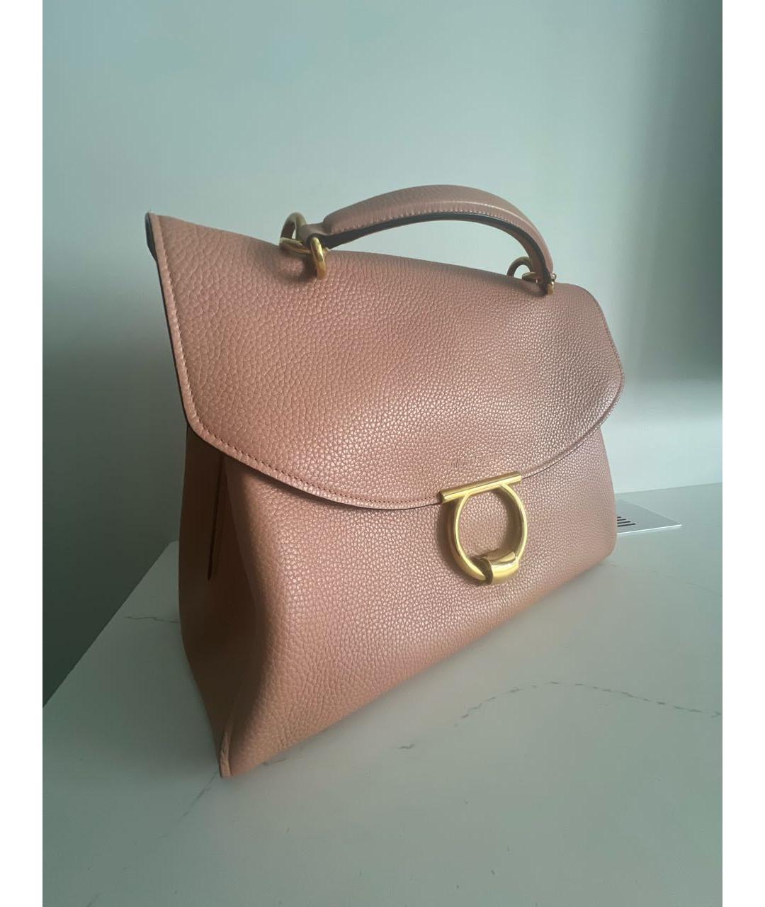 FERRAGAMO Коралловая кожаная сумка с короткими ручками, фото 2