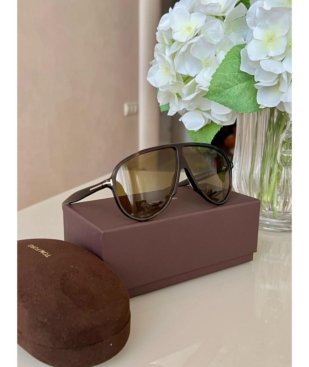 TOM FORD Бежевые пластиковые солнцезащитные очки, фото 2