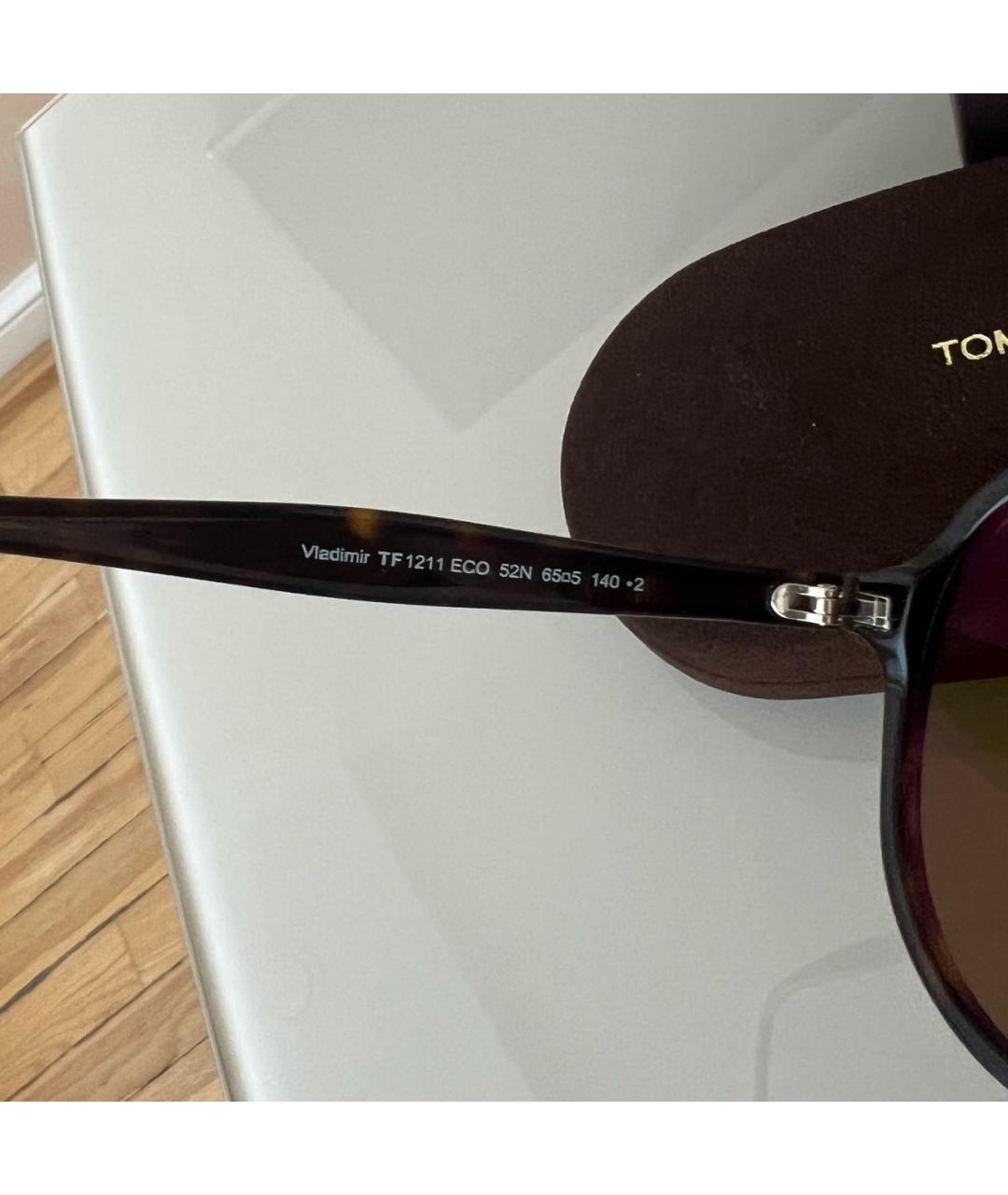 TOM FORD Бежевые пластиковые солнцезащитные очки, фото 4