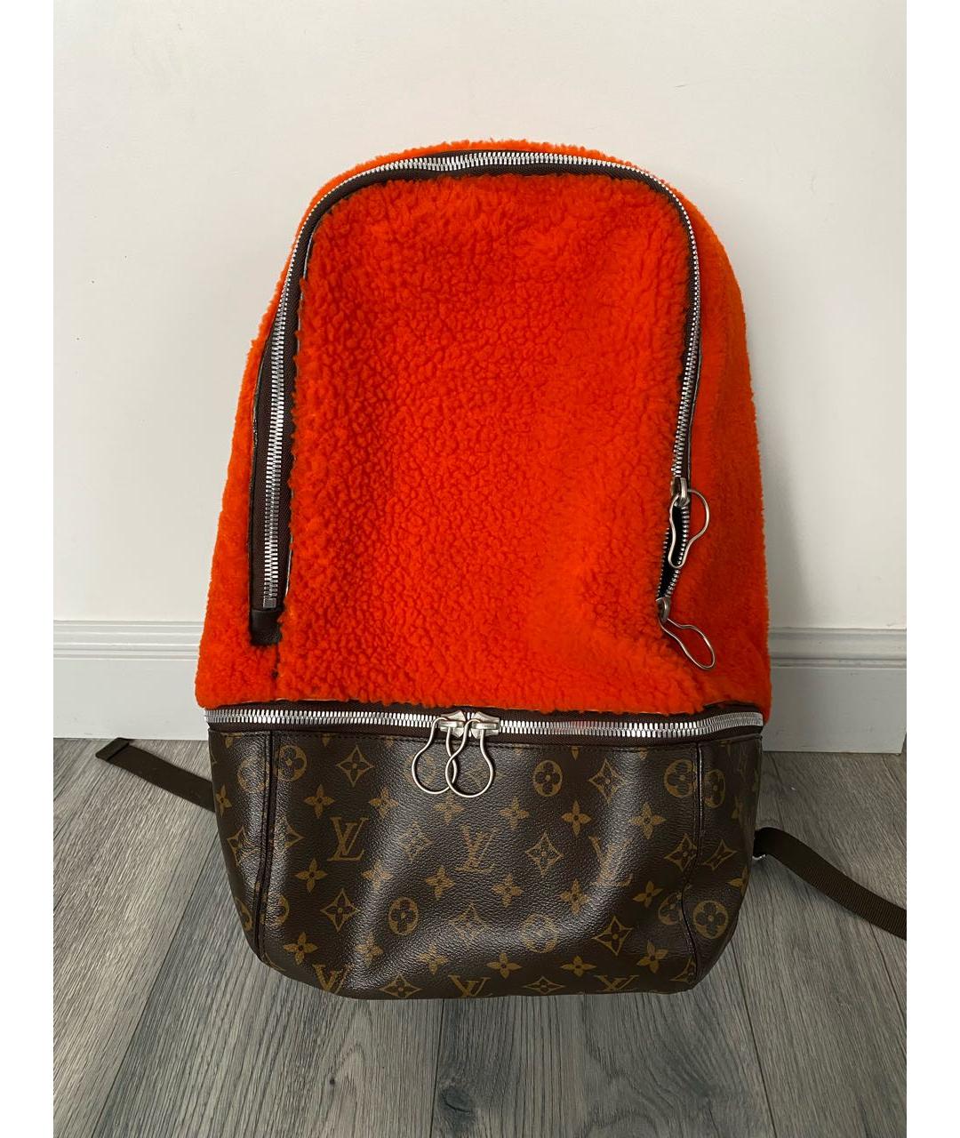 LOUIS VUITTON Оранжевый рюкзак, фото 2