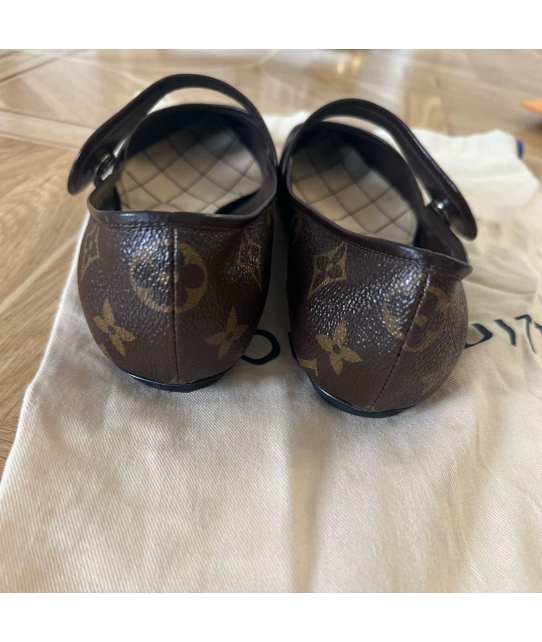 LOUIS VUITTON Коричневые кожаные балетки, фото 4
