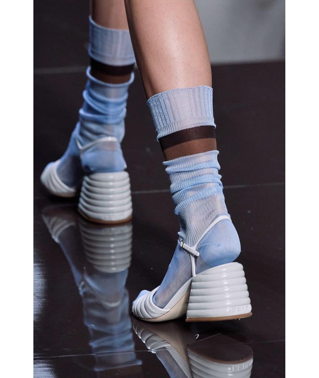 FENDI Белые кожаные босоножки, фото 3