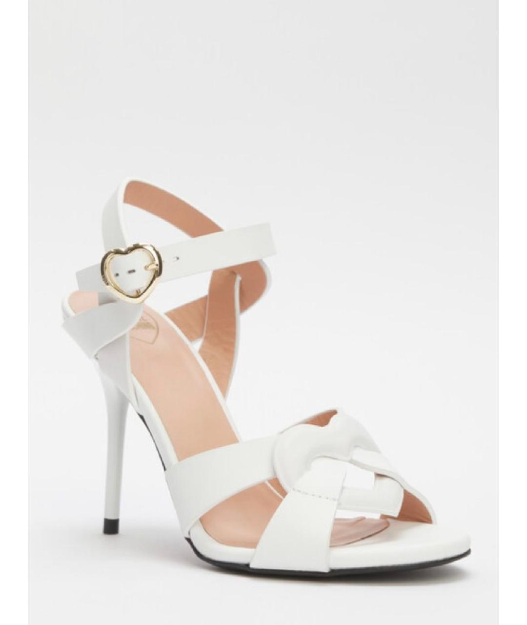 LOVE MOSCHINO Белые кожаные босоножки, фото 5