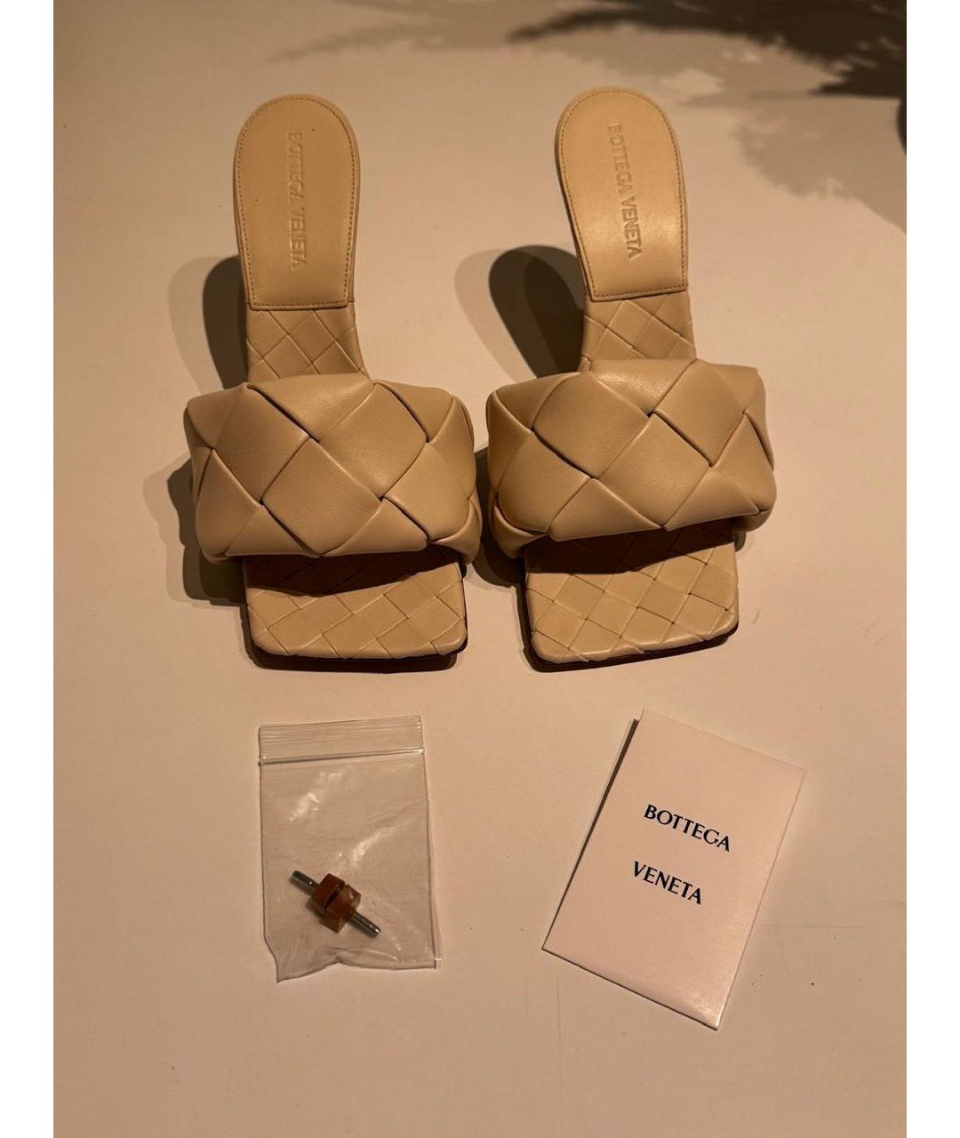 BOTTEGA VENETA Белые кожаные босоножки, фото 2