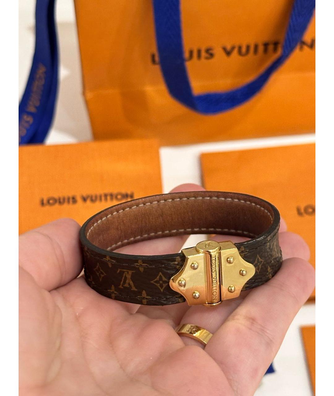 LOUIS VUITTON Коричневый кожаный браслет, фото 2
