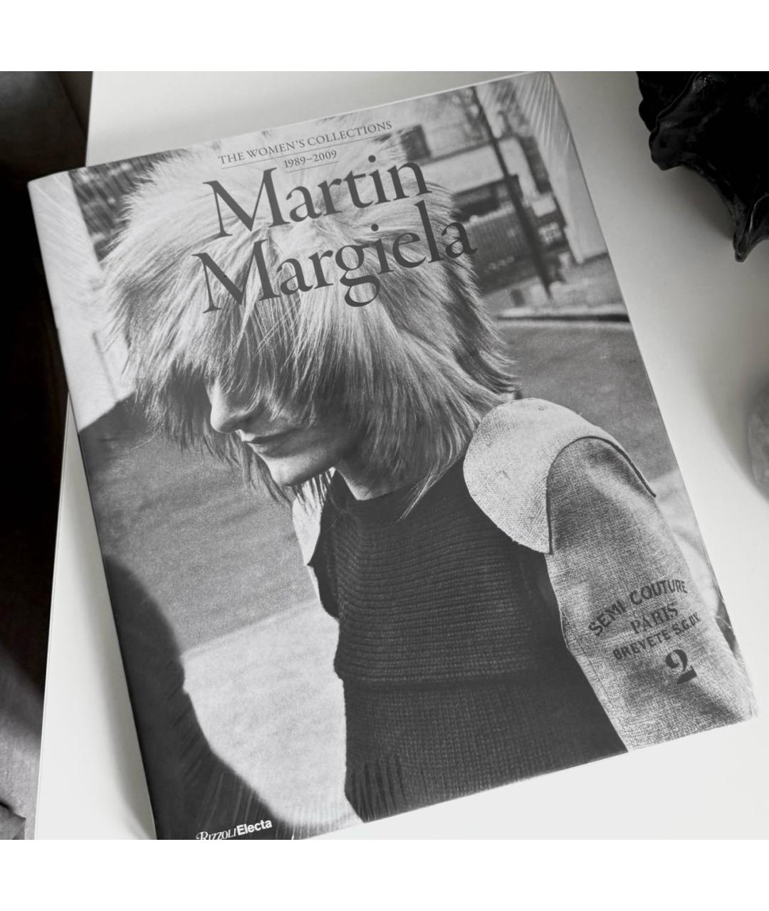 MAISON MARGIELA Книга, фото 3